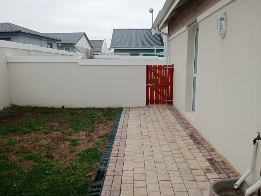 To Let 3 Bedroom Property for Rent in Fountains Estate Eastern Cape